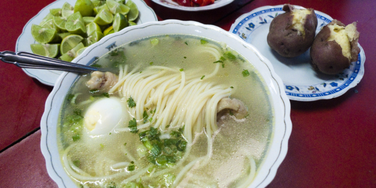 Receta de Caldo de Gallina